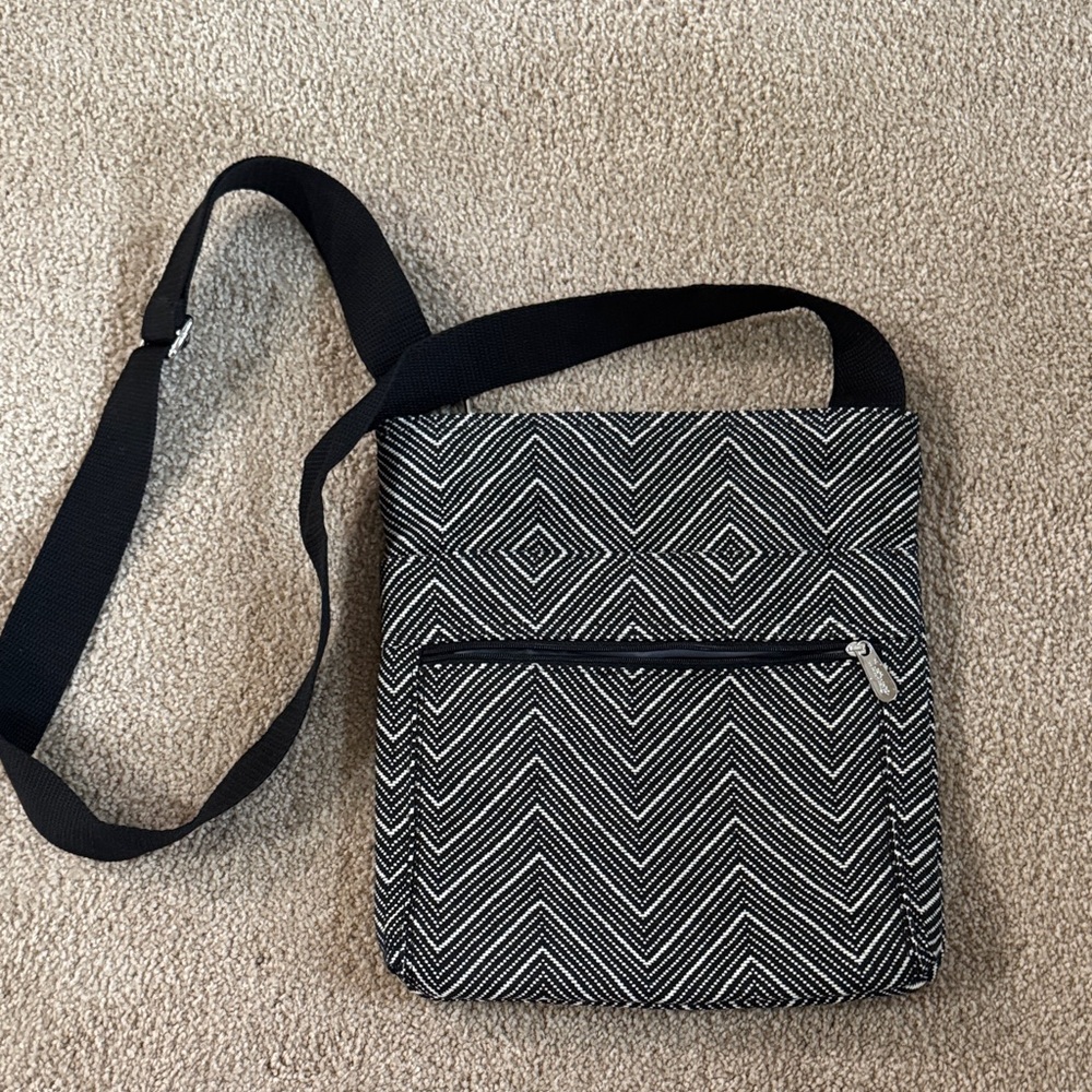 Thirty-One Black and White Crossbody Bag
